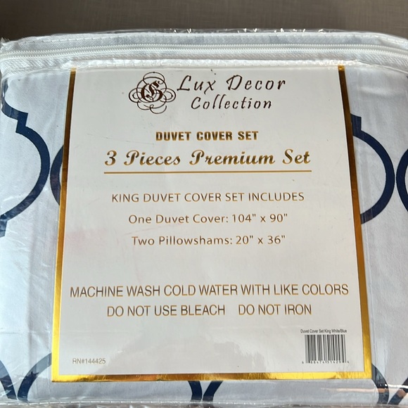 Blue and white duvet set - Picture 2 of 5